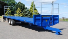 Newholland Blue BC/32 Marshall Bale Trailer