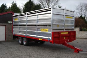 Marshall 21' aluminium livestock container on BC21 bale trailer