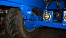 QM Range Improved Ground Clearance - When our QM models are specified with 560-60 x 22.5 wheels then they now have improved ground clearance as the axles are now mounted below the springs.