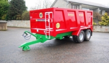 QM/8 Monocoque Trailer with Bespoke Wings and 500/50x17 Wheels