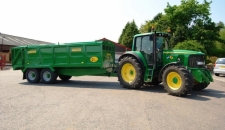 QM/14 John Deere Green with Tractor