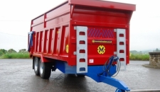 QM/14 with bespoke extension sides and fittings for electric rollover cover