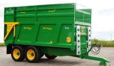 QM/11SS with Johne Deere green and yellow finish