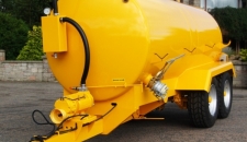 ST2550 Bespoke Tandem Axle Tanker With Yellow Paint Finish