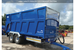 Trailer and silage sides