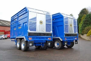 QM/11 Silage Trailer - Rear View