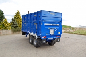 QM/1600 Silage - Rear View