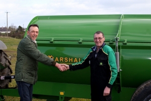 MS/90 John Deere Green - Customer Hand-over